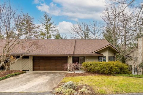 2302 Timber Place sold home in Timber Condos, Asheville, NC