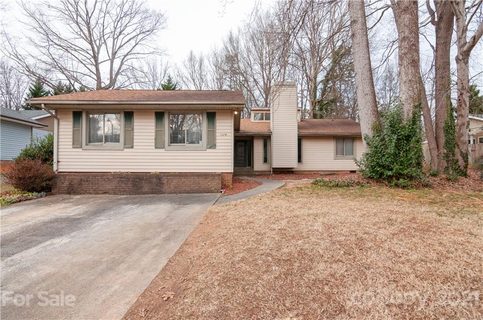 1024 Pineborough Road