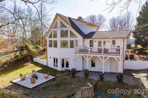 555 Laurel Cove Road
