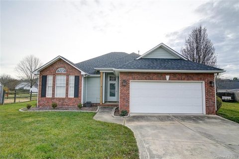1608 American Lane