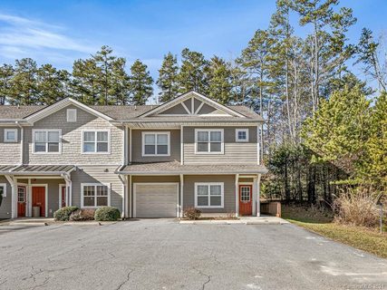123 Foxden Drive 104