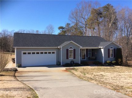 111 Fairgate Drive sold home in Fairview Farms, Statesville, NC