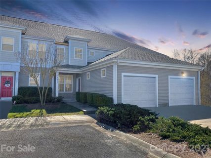929 Claybrook Circle