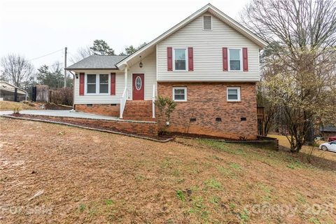 Previously sold for $303,750