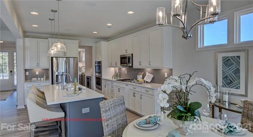 7924 Creek Park Drive 103