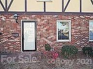 1335 12th Street Drive sold condo in Manor House, Hickory, NC