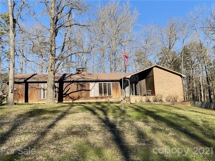 7115 Empire Drive sold home in Mountainbrook, Mount Pleasant, NC