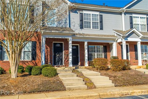 2851 Summergrove Court