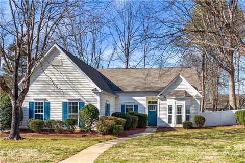 17111 Graves Court sold home in Bordeaux, Cornelius, NC