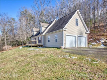 11 Peaceful Lane sold home in Hyder Mountain Acres, Clyde, NC
