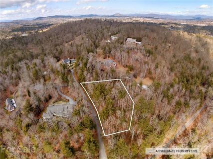 Lot 39 Trenholm Woods Drive sold lot in Trenholm Woods, Hendersonville, NC