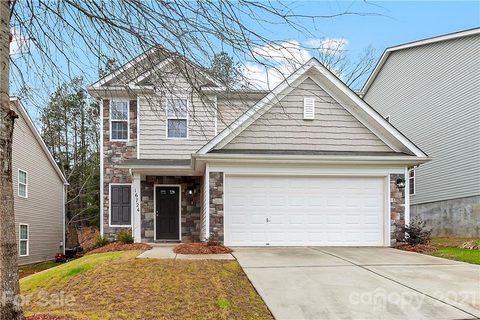 16724 Prairie Falcon Lane sold home in Falcon Ridge, Charlotte, NC
