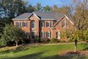 8742 Oakthorpe Drive sold home in Charlotte, SC