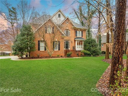 701 Eagle Point Court