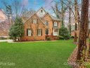 701 Eagle Point Court sold home in Matthews, SC