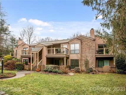 44 Ravencroft Lane