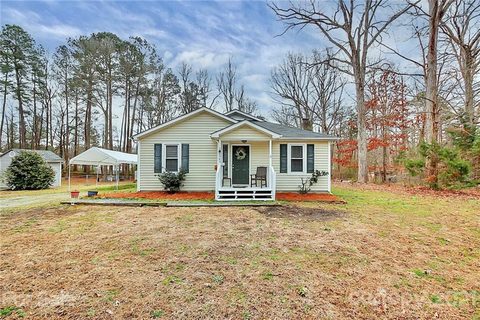 4949 Country Oaks Drive sold home in Country Oaks, Rock Hill, SC