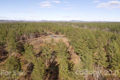 5548 Paddock Way