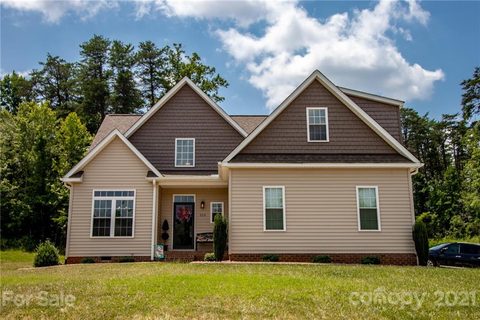513 Oak Forest Lane