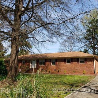 5925 Davidson Drive