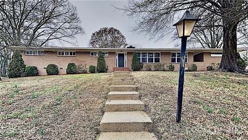 6527 Pawnee Drive