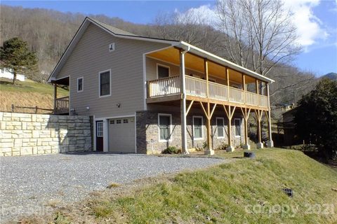 50 Hollow Drive
