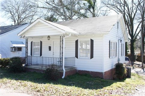 617 W Garrison Boulevard sold home in Chester Place, Gastonia, NC