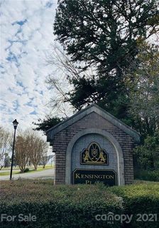 211 Heritage Boulevard 102