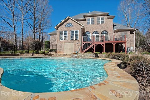 11663 Hidden Forest Lane sold home in Hamilton Crest, Davidson, NC