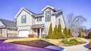 104 Towne Place Drive sold home in Hendersonville, SC
