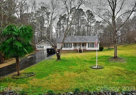 1621 W Lakewood Drive