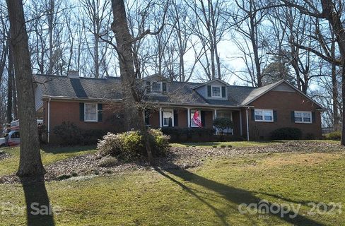 309 Sycamore Road