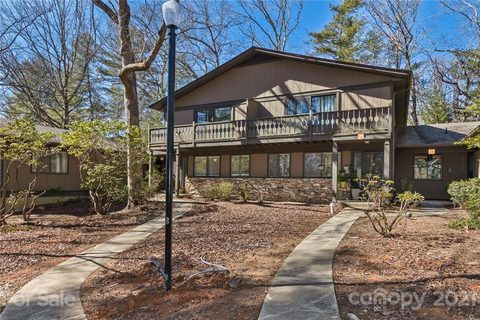 54 Laurelwood Circle 22 sold condo in Laurelwood, Hendersonville, NC