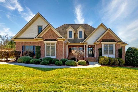 609 Laurel Valley Way sold home in Crescent Links, Salisbury, NC