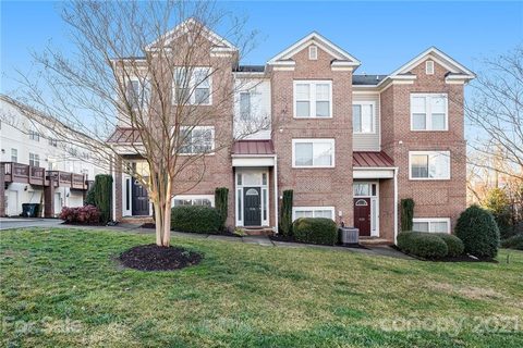 9130 Vilandry Way sold townhome in Village Manor at Ayrsley, Charlotte, NC