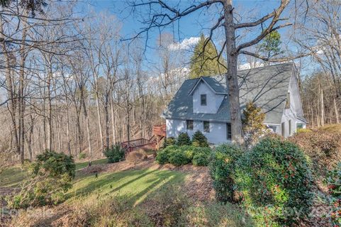 376 Knollwood Drive