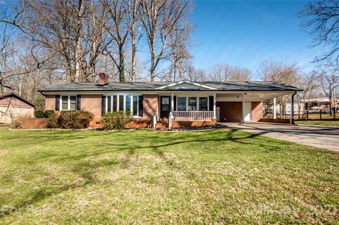 130 Deal Lane sold home in Glen Echo, Statesville, NC
