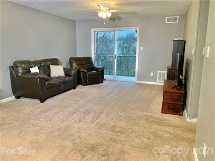 7988 Shady Oak Trail sold condo in Shady Oaks, Charlotte, NC