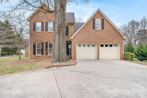2900 Old Well Lane