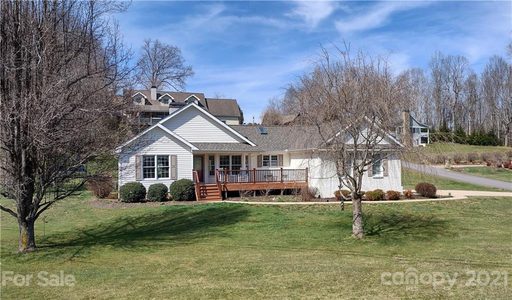 31 Deer Glade Lane sold home in The Meadow, Waynesville, NC
