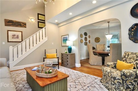 Previously sold for $590,000