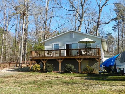 189 Shoreline Road 38/ 1/2 382