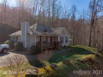 820 Safari Drive sold home in Wildcat Cove, Sylva, NC