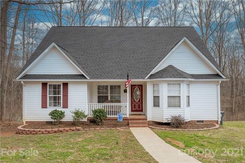 214 Hickory Lane sold home in Hickory Cove, Salisbury, NC