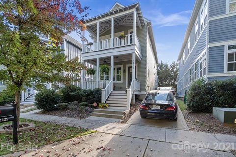 Previously sold for $605,000