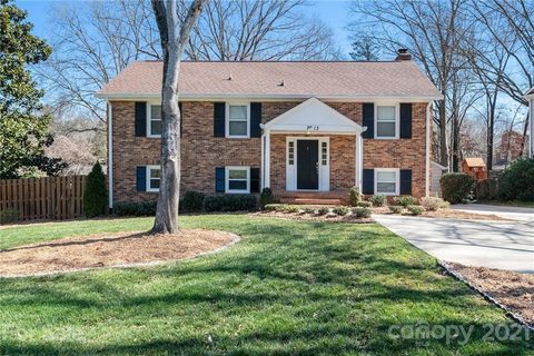 7513 Whistlestop Road