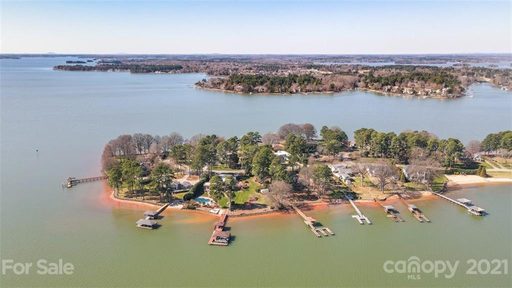 717 Isle Of Pines Road sold home in Isle Of Pines, Mooresville, NC