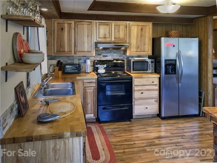903 Winterstar Loop