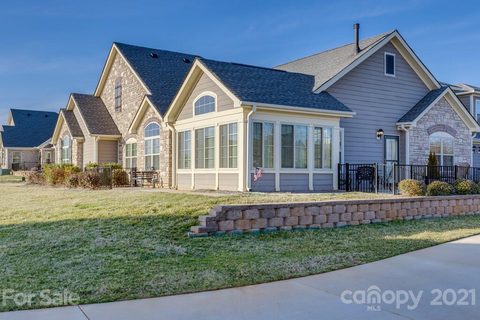 2368 Villa Oaks Court