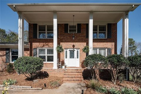 Previously sold for $313,000